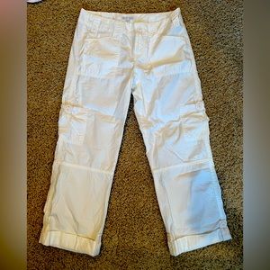 Gap woman’s white Capri pants